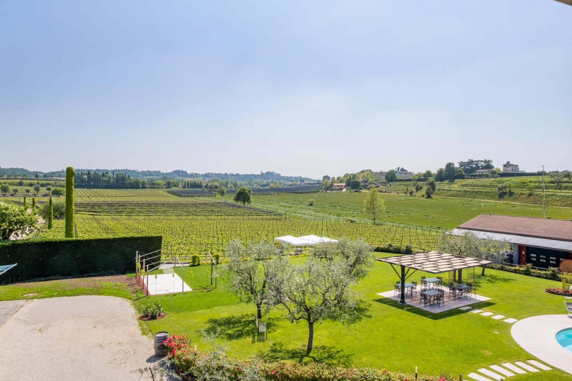 Agriturismo Le Ginestre Lazise Exterior foto
